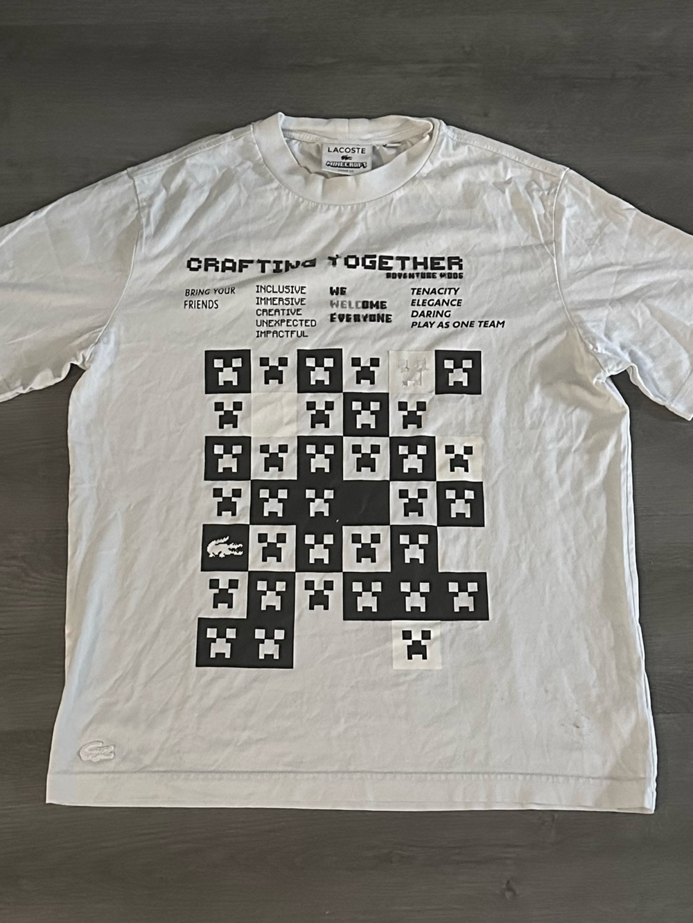 Lacoste LIVE x Minecraft Men's T-Shirt Graphic Print Loose Fit Size XS